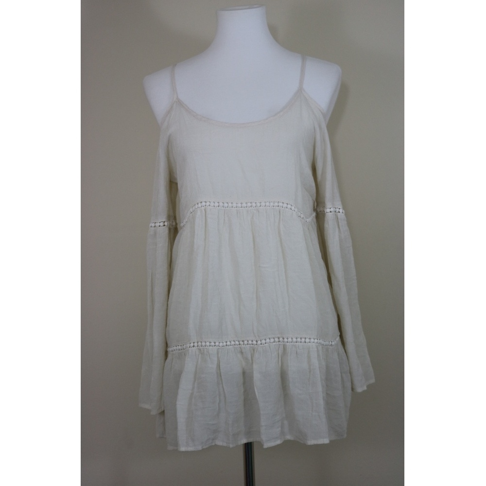 Umgee Cold Shoulder Eyelet Top